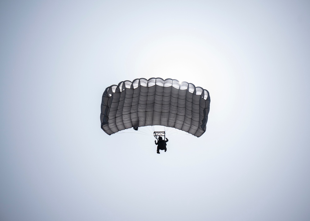 U.S. Army Special Forces and ROKSWC conduct High Altitude Low Opening proficiency jump