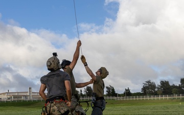 VMM-262 Conducts Joint Training with 31st Rescue Squadron