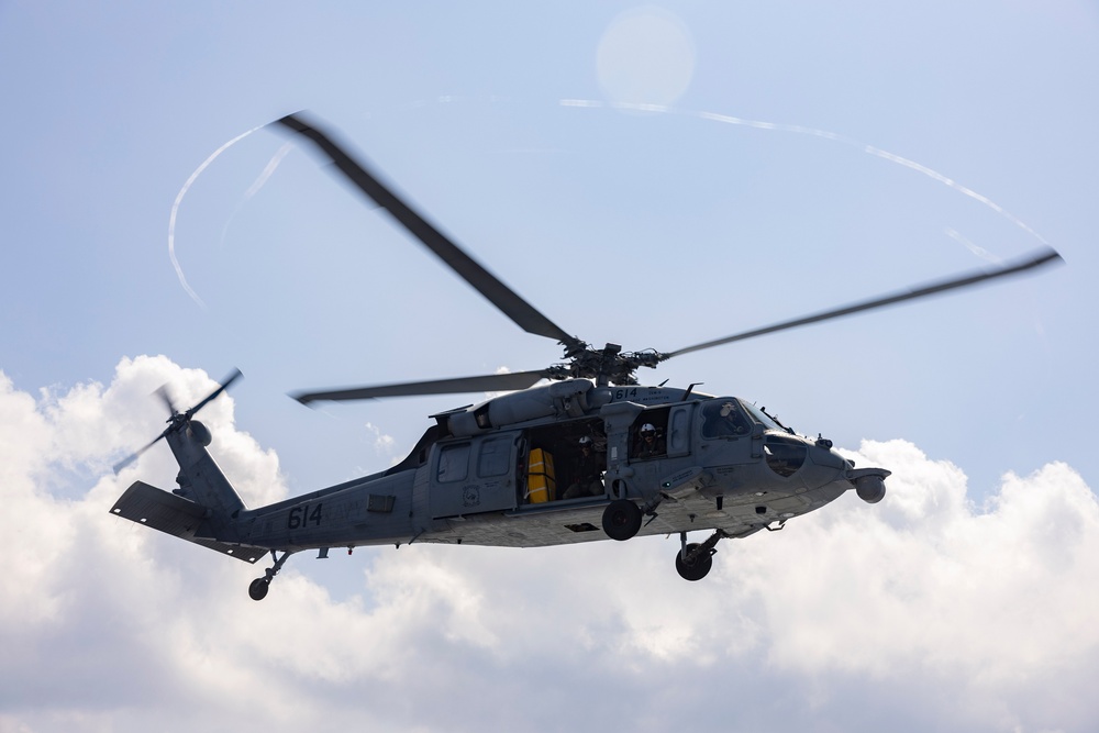 Shoup conducts flight quarters
