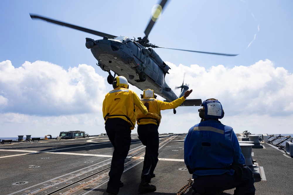 Shoup conducts flight quarters
