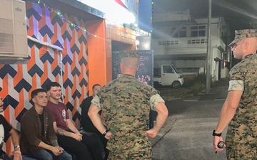 CLB-4 CO, Sgt. Maj. Participate in Henoko Courtesy Patrol
