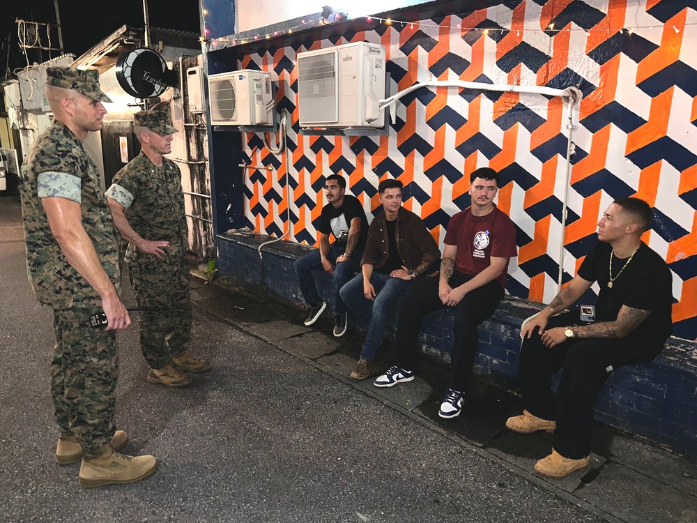 CLB-4 CO, Sgt. Maj. Participate in Henoko Courtesy Patrol