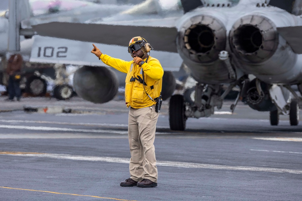 Daily Operations Aboard USS George H.W. Bush (CVN 77)