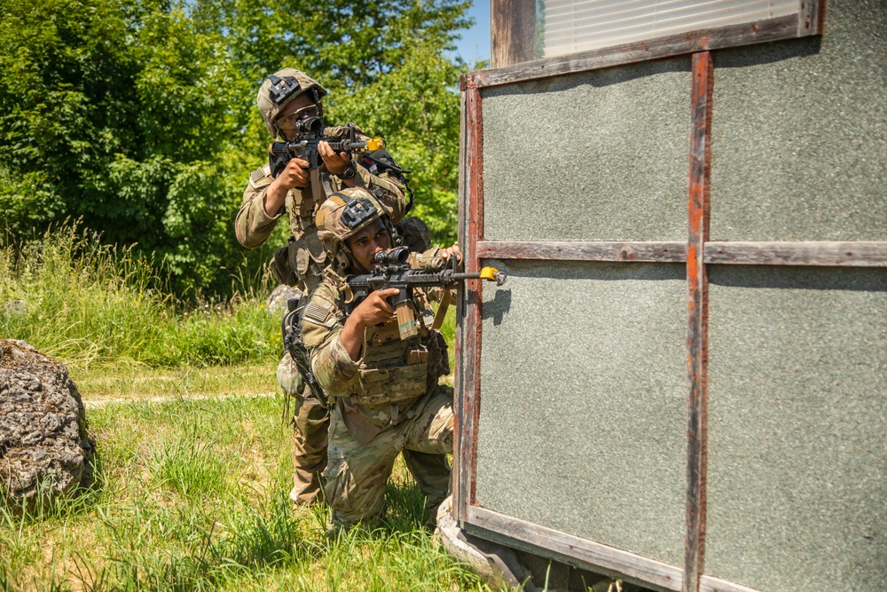 U.S. Soldiers test C-UAS technology in simulated combat scenarios during Project Flytrap