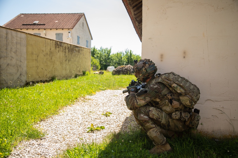 U.S. Soldiers test C-UAS technology in simulated combat scenarios during Project Flytrap