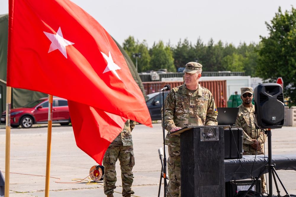 Col. Nirenberg Assumes Command of Division Artillery Brigade, 1st Armored Division