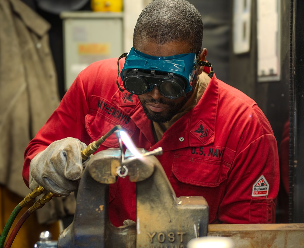 Hull Maintenance Technician's Conduct Maintenance onboard USS Essex (LHD 2)