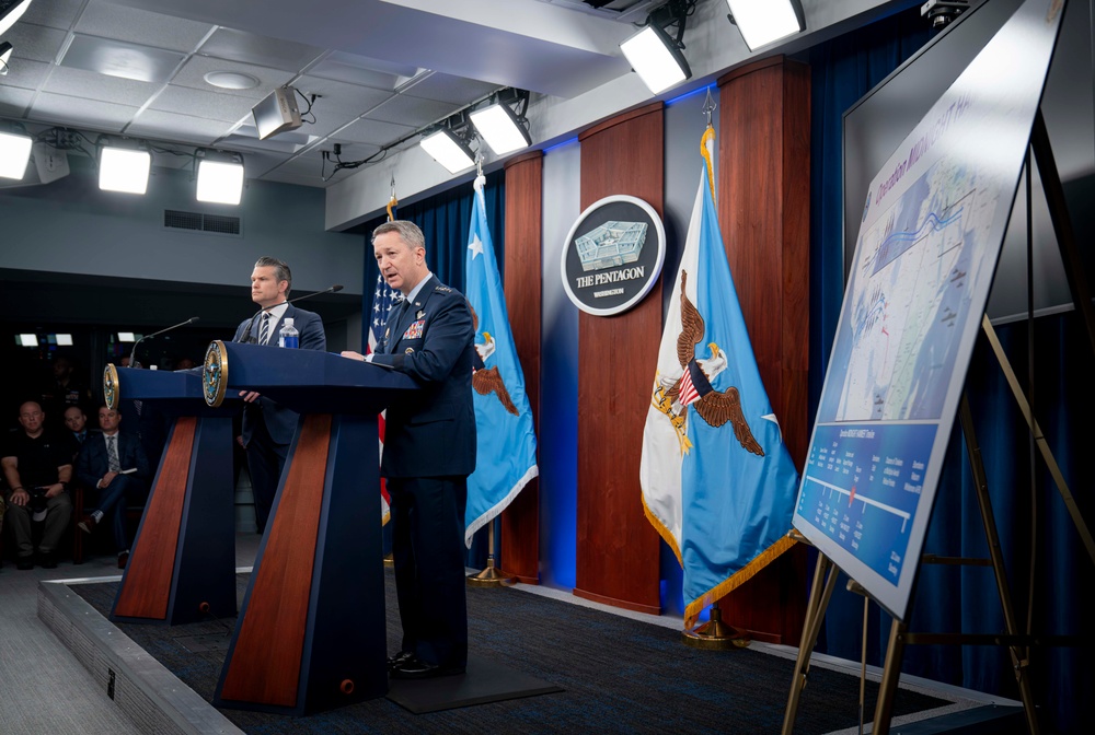 SecDef &amp; CJCS Press Briefing