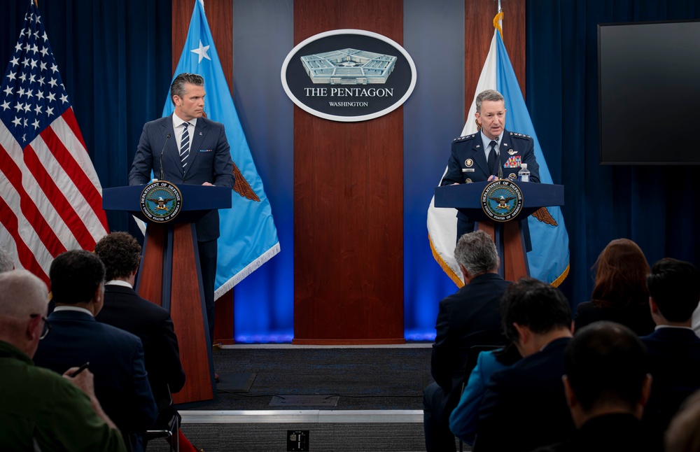 SecDef &amp; CJCS Press Briefing