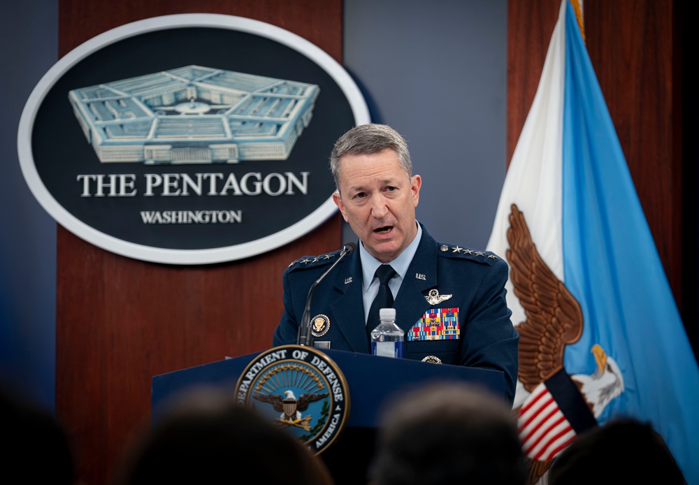 SecDef &amp; CJCS Press Briefing