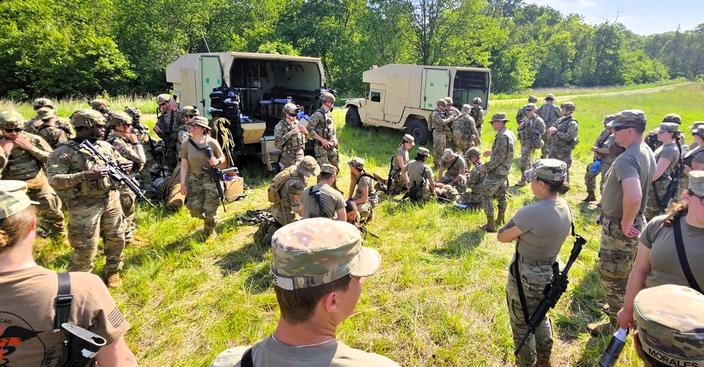 Medics with Wisconsin National Guard’s 2nd Battalion, 127th Infantry Regiment hold training at Fort McCoy; unit preps for deployment
