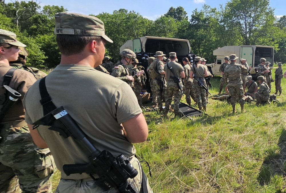 Medics with Wisconsin National Guard’s 2nd Battalion, 127th Infantry Regiment hold training at Fort McCoy; unit preps for deployment