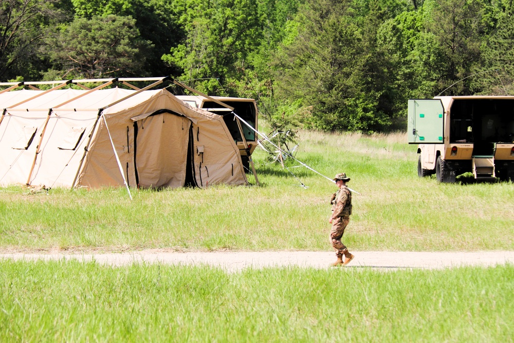 Medics with Wisconsin National Guard’s 2nd Battalion, 127th Infantry Regiment hold training at Fort McCoy; unit preps for deployment