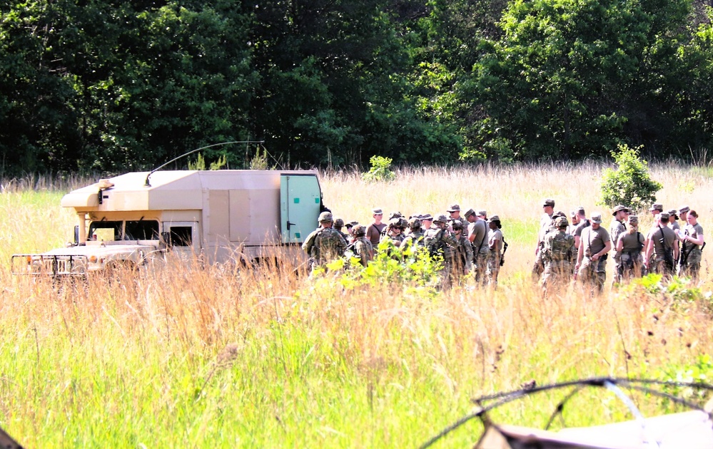 Medics with Wisconsin National Guard’s 2nd Battalion, 127th Infantry Regiment hold training at Fort McCoy; unit preps for deployment