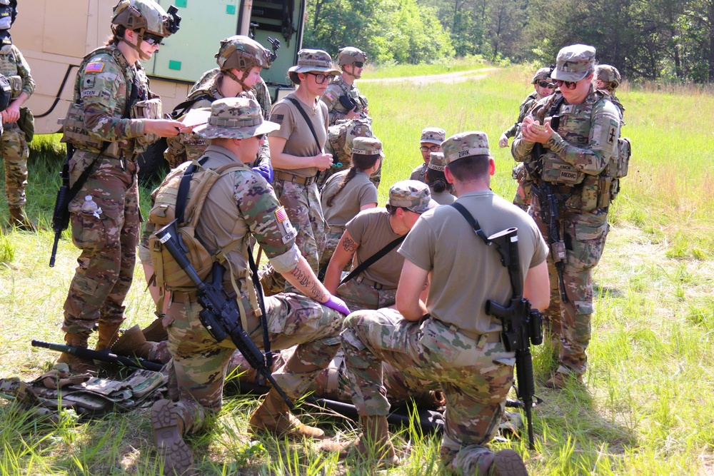 Medics with Wisconsin National Guard’s 2nd Battalion, 127th Infantry Regiment hold training at Fort McCoy; unit preps for deployment