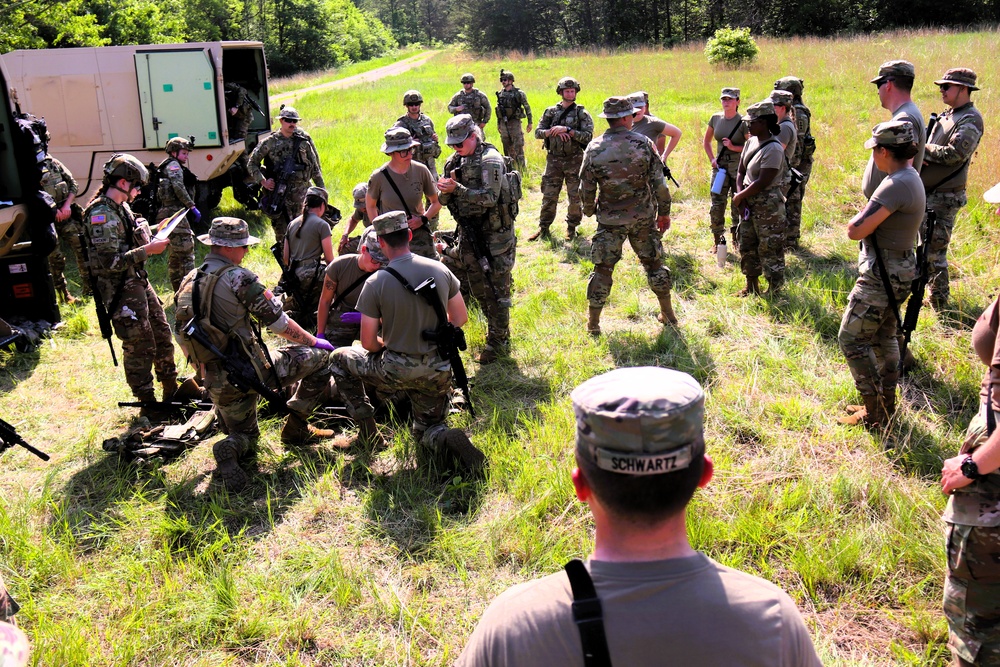 Medics with Wisconsin National Guard’s 2nd Battalion, 127th Infantry Regiment hold training at Fort McCoy; unit preps for deployment