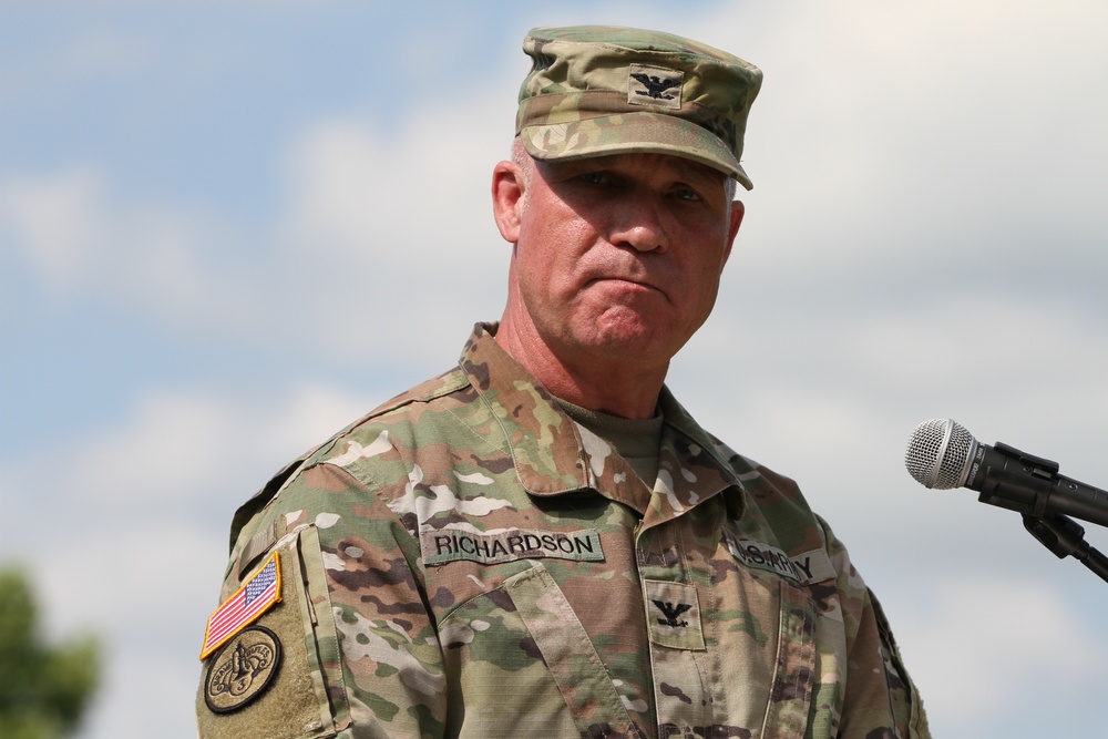 16th Sustainment Brigade Change of Command