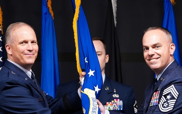 AFRL welcomes new command chief during change of responsibility ceremony