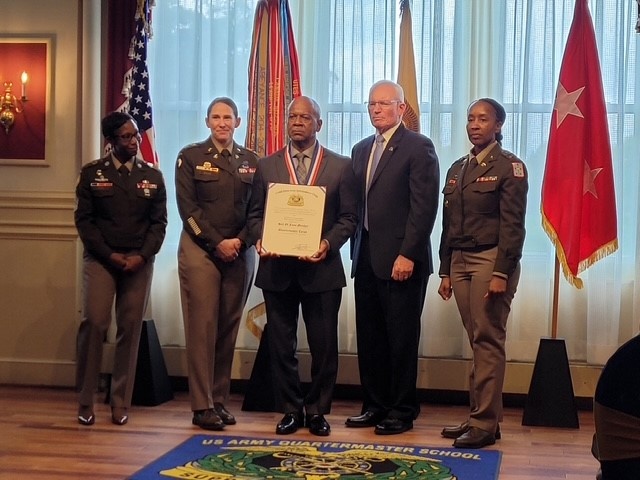 Tennant Inducted into Army Hall of Fame
