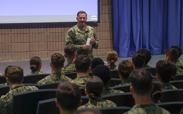 Rear Adm. Zerr Speaks to Midshipmen