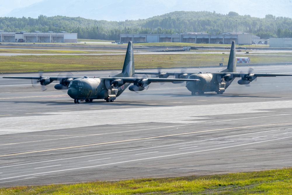 JASDF participates in Red Flag-Alaska 25-2 familiarization day