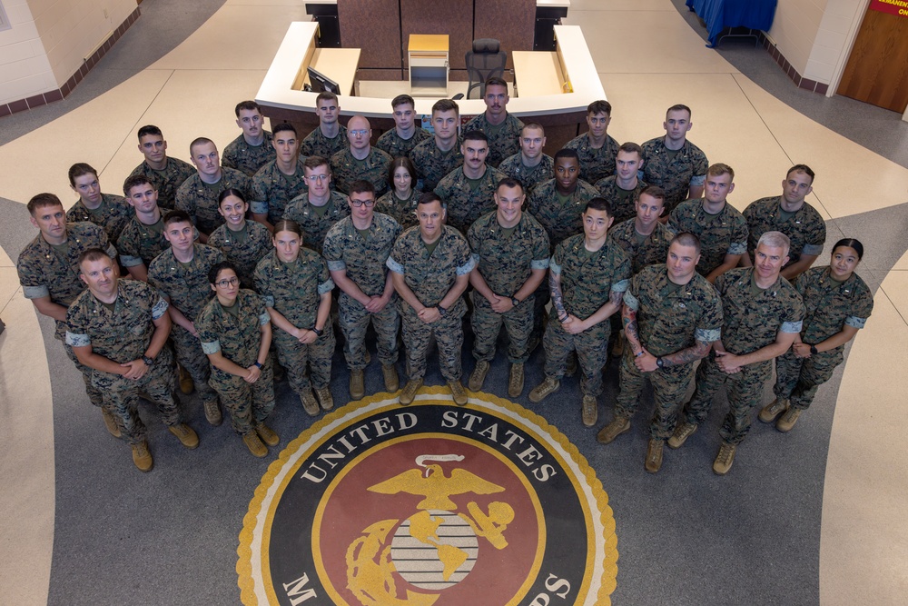 Marine Corps Installations Pacific Commanding General visits Marine Corps Combat Service Support Schools