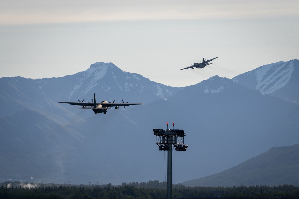 JASDF participates in Red Flag-Alaska 25-2 familiarization day