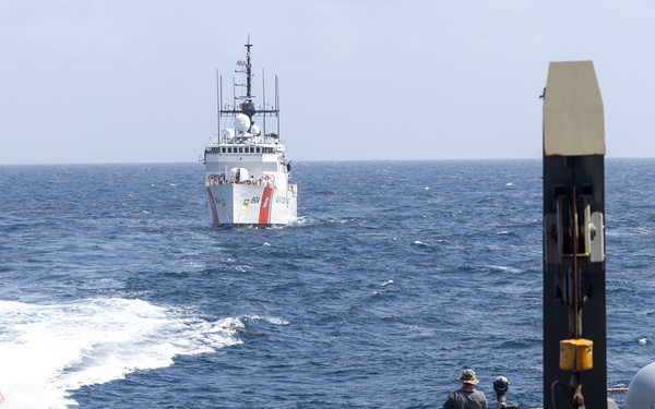USS Cole, USCGC Northland, Conduct At-Sea Transfer of Intercepted Contraband