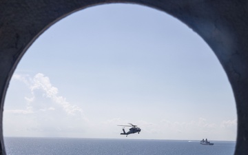 USS Iwo Jima conduct LCAC and Flight Operations
