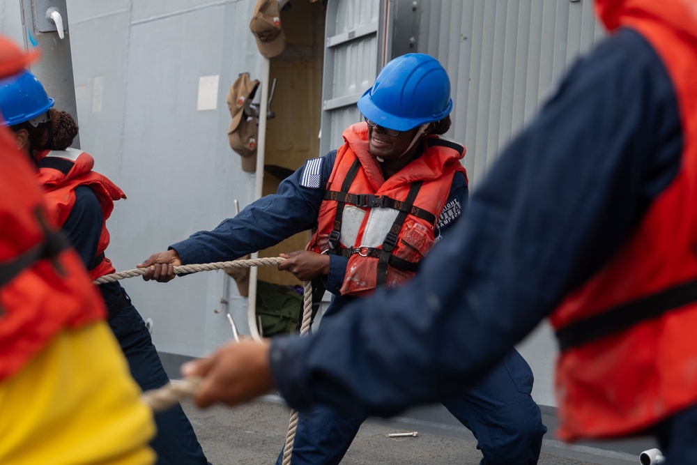 USS Sampson conducts routine operations