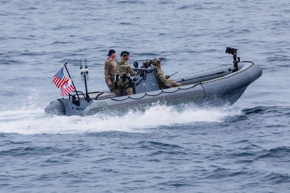 USS Sampson conducts routine operations
