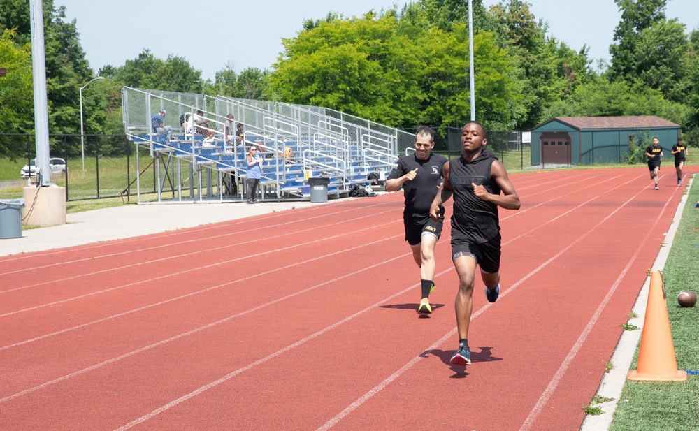 Fort Drum Soldiers Compete in the Mountain Fest 2025 Foot Race Tournament