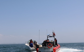 Coast Guard interdicts 10 aliens in the vicinity of Point Loma