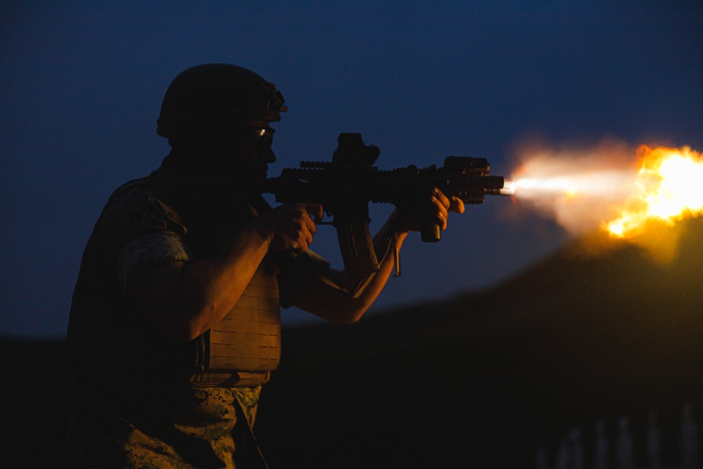 U.S. Marines, Indonesian Korps Marinir participate in low light live-fire range