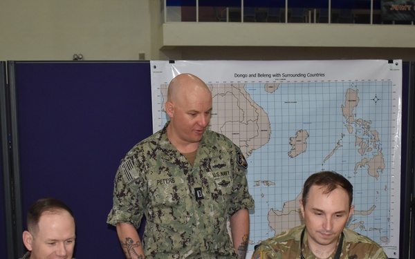 Bersama Warrior 25: U.S. Marines, Soldiers, Sailors, Airmen conduct combined planning with Malaysian Armed Forces
