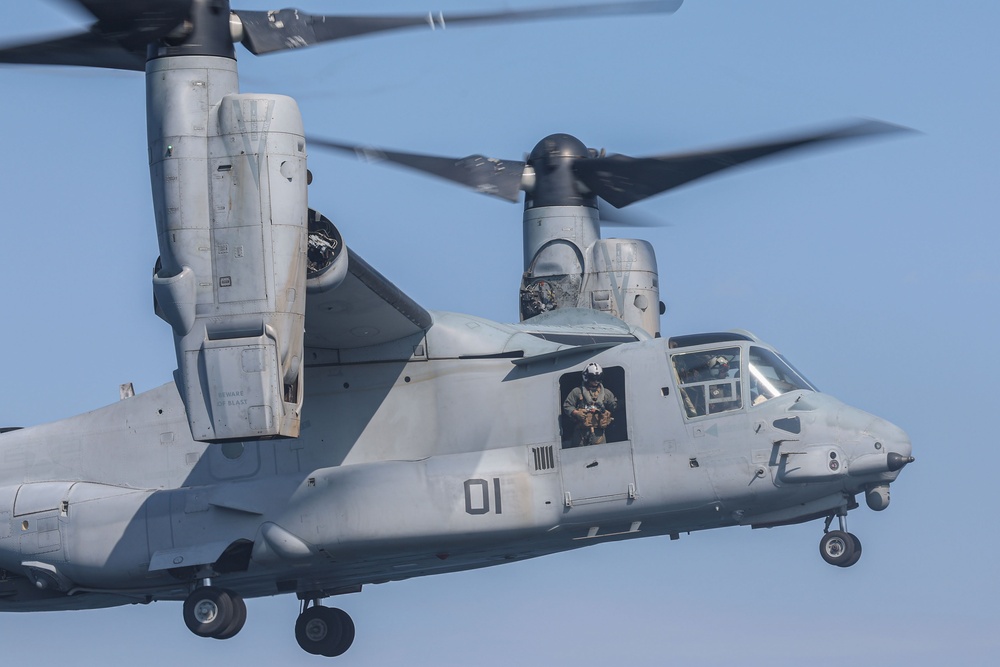 USS Iwo Jima Conducts Flight Ops with VMM 263
