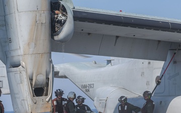 USS Iwo Jima Conducts Flight Ops with VMM 263