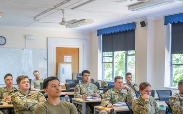 435th AGOW, RAF Aircraft conduct first joint landing zone coordination