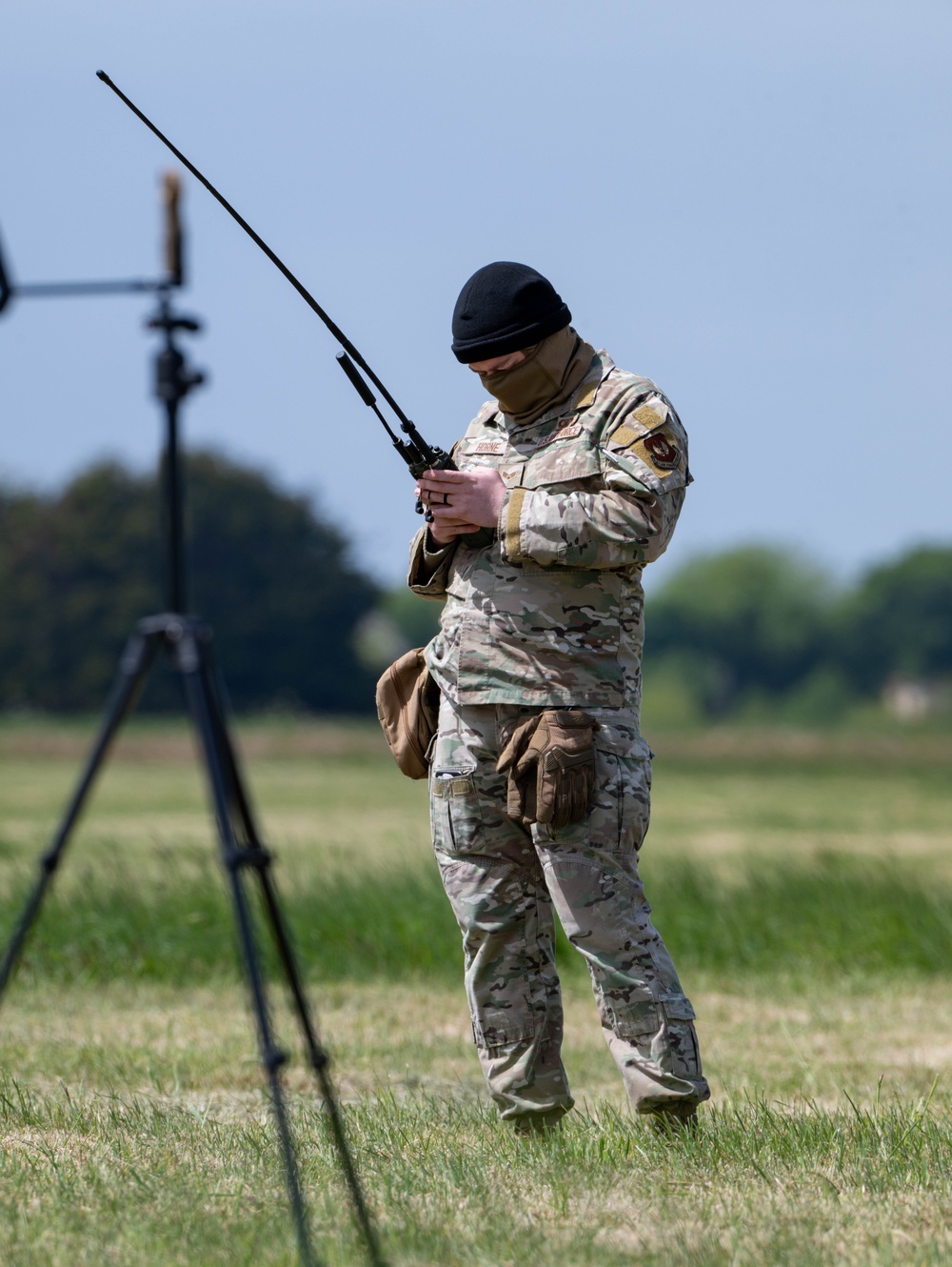 435th AGOW, RAF Aircraft conduct first joint landing zone coordination