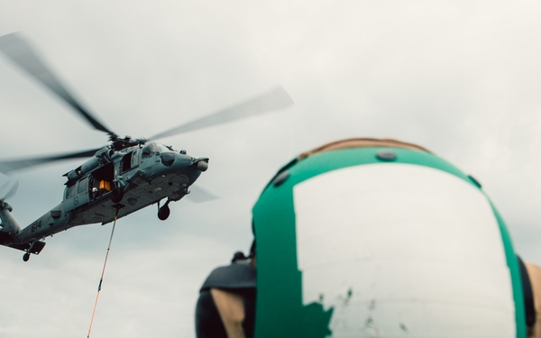 George Washington Conduct a Replenishment-at-Sea
