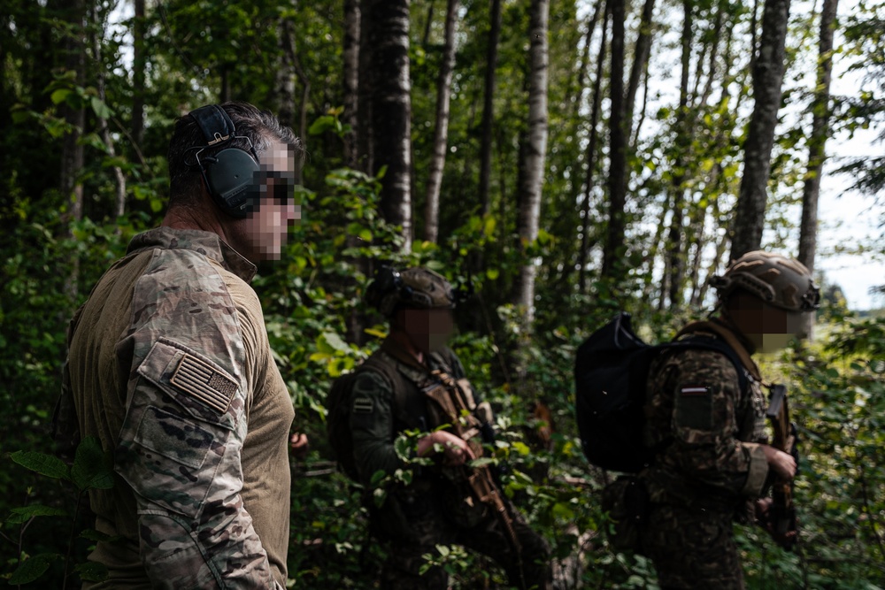 Green Beret, Latvian SOF hone joint infiltration, exfiltration tactics in Latvia