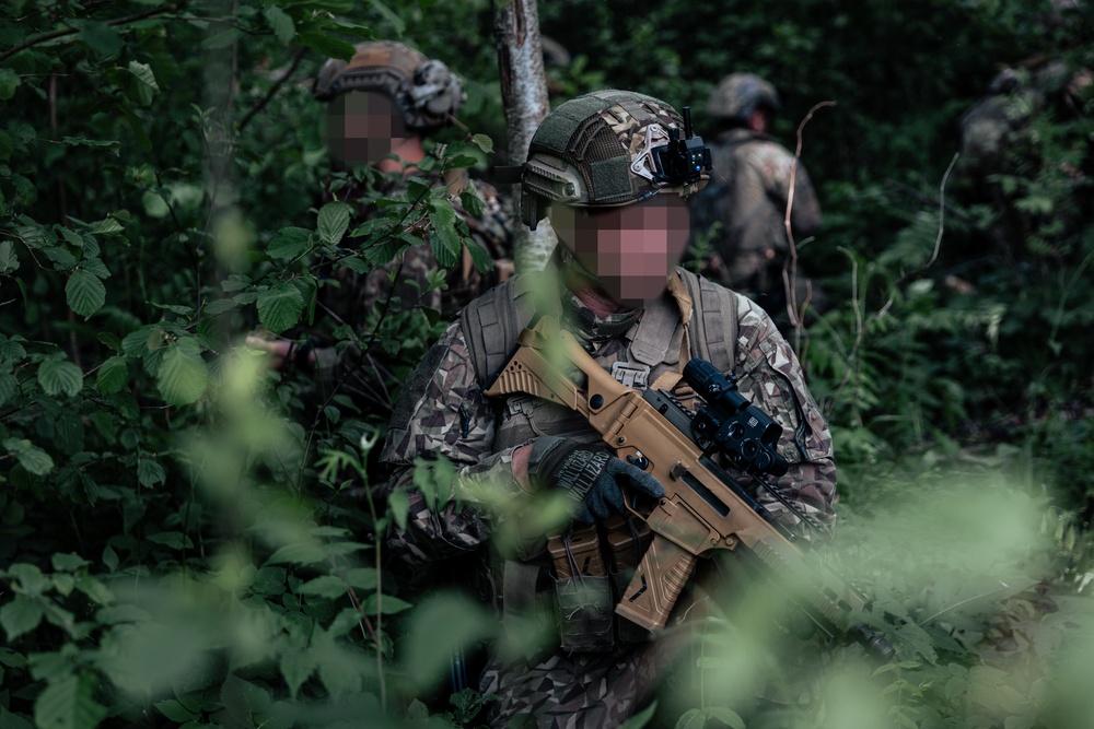 Green Beret, Latvian SOF hone joint infiltration, exfiltration tactics in Latvia