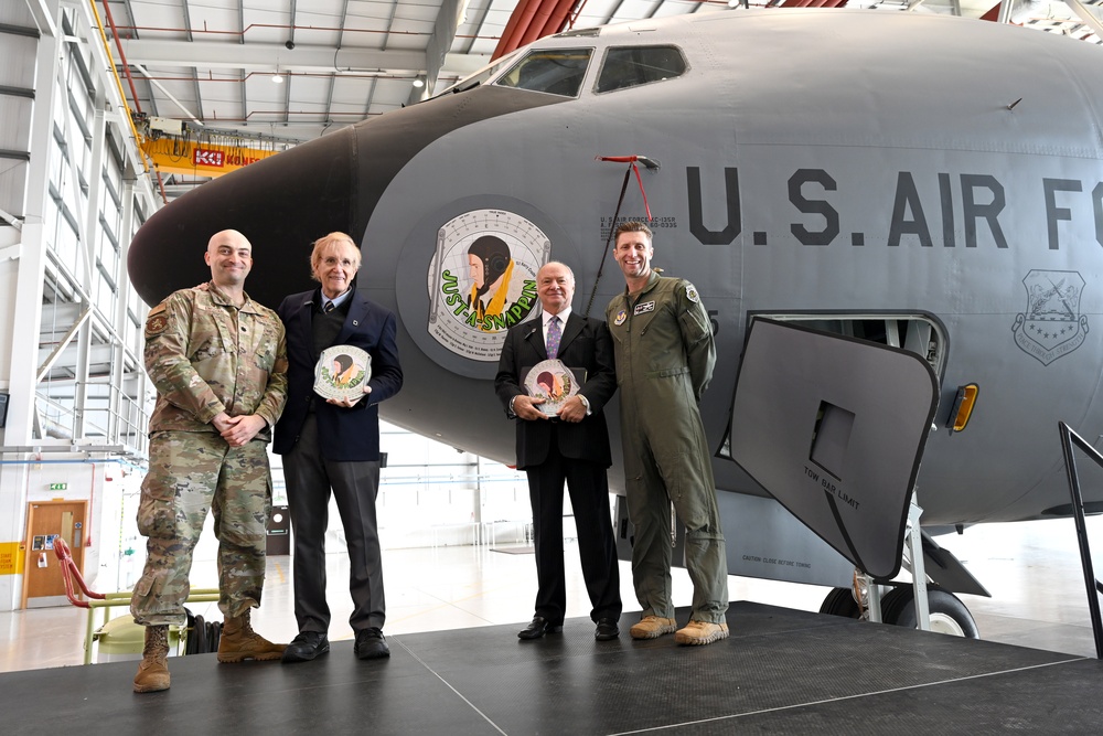 100th BG legacy nose art, ‘Just-A-Snappin’ joins 100th ARW, Bloody Hundredth heritage