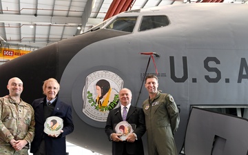 100th BG legacy nose art, ‘Just-A-Snappin’ joins 100th ARW, Bloody Hundredth heritage