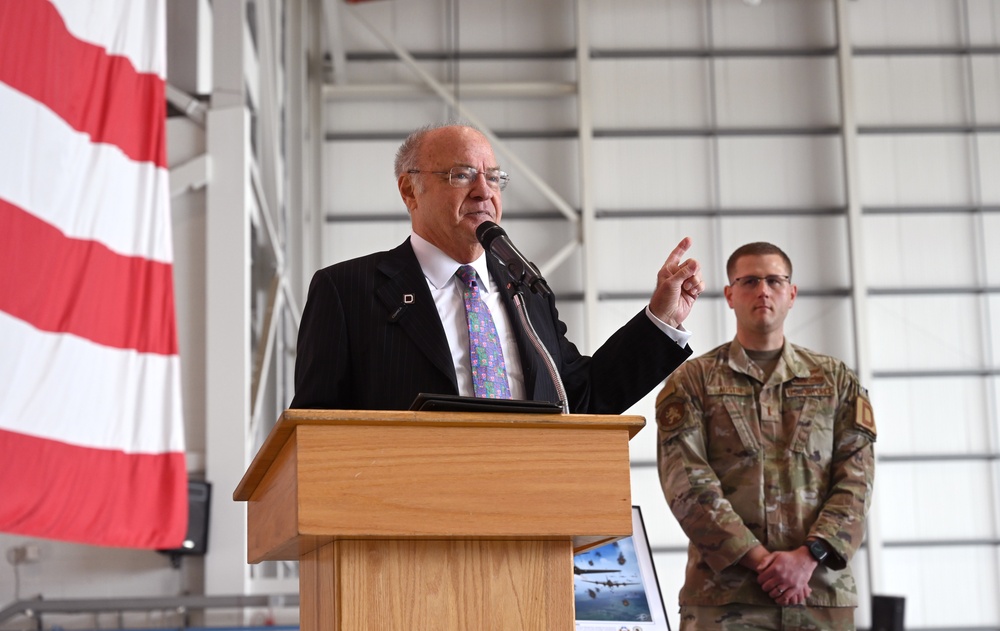 100th BG legacy nose art, ‘Just-A-Snappin’ joins 100th ARW, Bloody Hundredth heritage