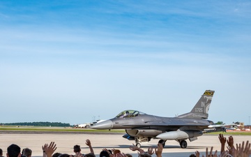 Civil Air Patrol cadets visit the 122nd Fighter Wing