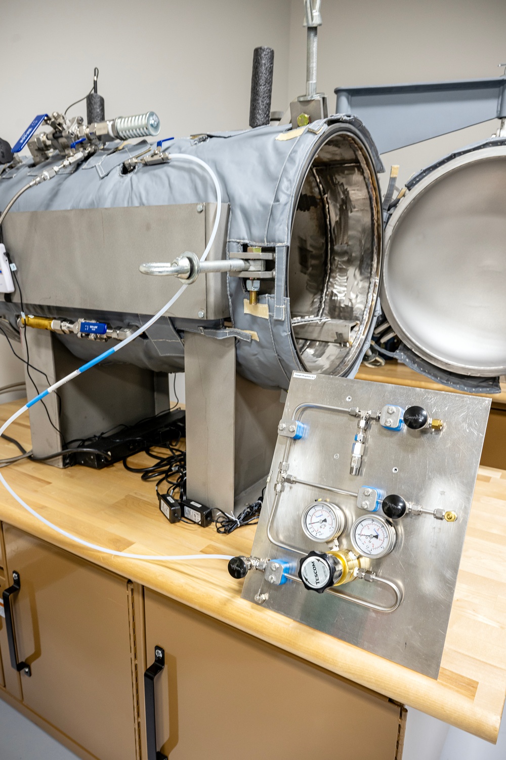 Off-gassing: Keeping Divers, Submariners Safe From Toxins
