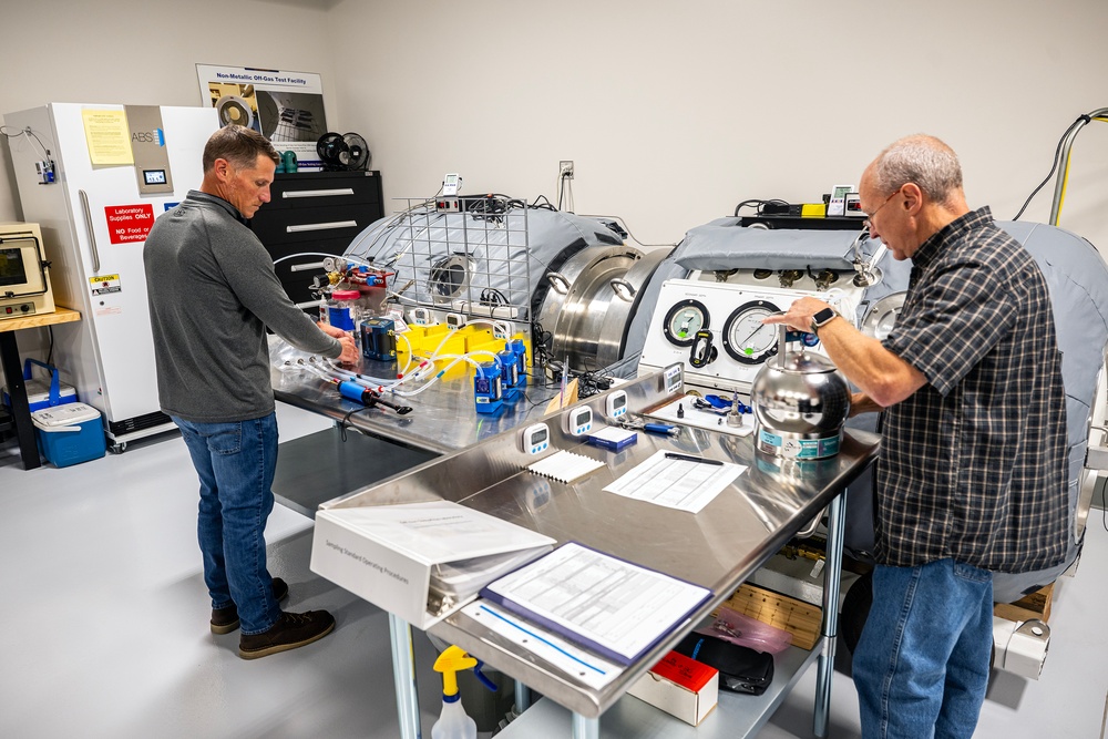 Off-gassing: Keeping Divers, Submariners Safe From Toxins