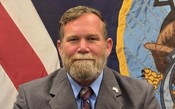 Chesapeake native named Navy Medicine’s Civilian Medical Logistician of the Year