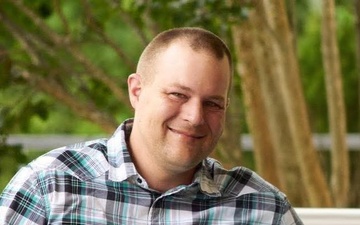 New Port Richey native named Navy Medicine’s Civilian Acquisition Professional of the Year